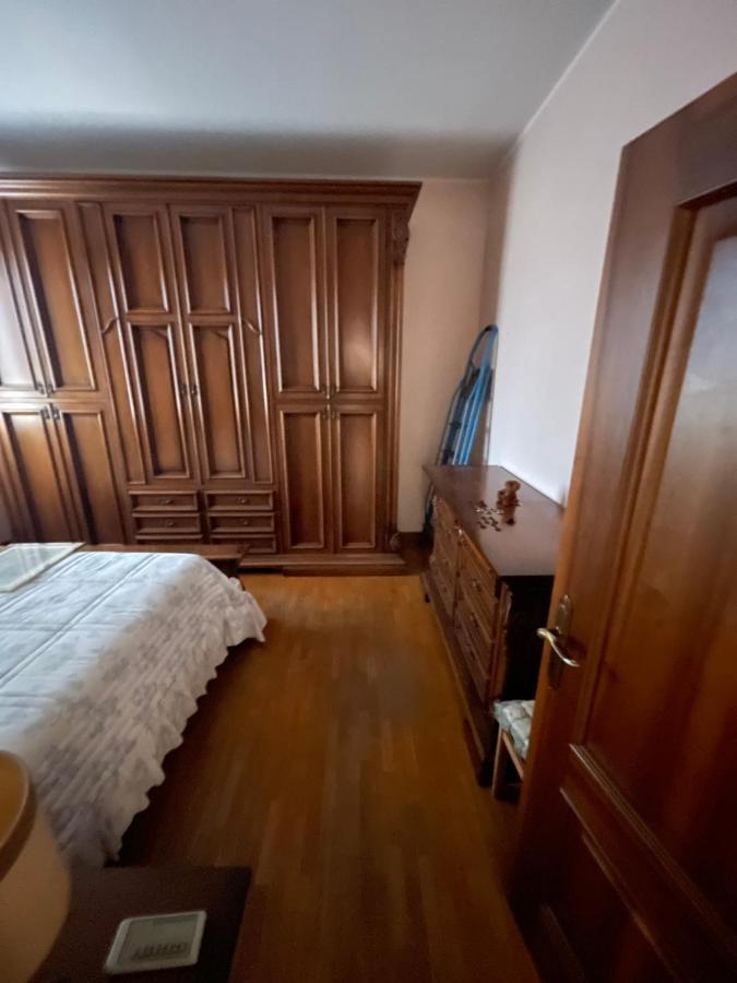 Gramsci First Apartment Modena Luaran gambar